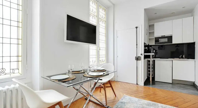 Charming Studio - 3P - Le Marais, Забронировать Апарт-отель Париж Иль-де-Франс, рядом с Станция метро Rambuteau