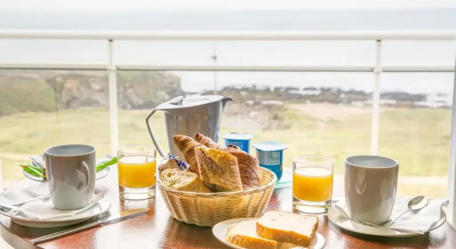Номер Standard Hotel La Corniche