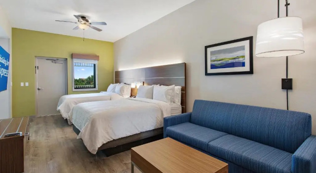 Четырёхместный номер Deluxe Holiday Inn Express St. Augustine - Vilano Beach by IHG