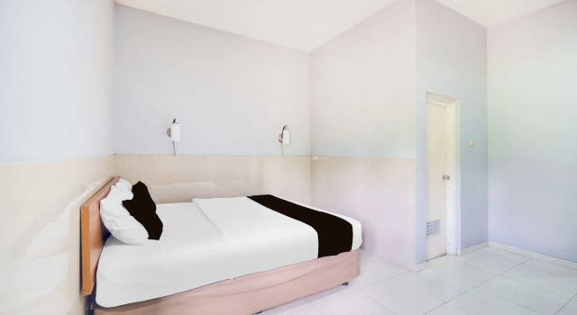 Двухместный люкс Hotel O Bogor near Taman Safari formerly Hotel Rudian 2