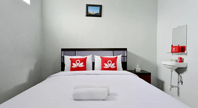 ZEN Rooms Godean, Book Hotel Godean Yogyakarta Province