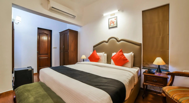 OYO 35442 Parnasala Princely, Rezerwuj Hotel Hotele w Andhra Pradesh z parkingiem, Parking