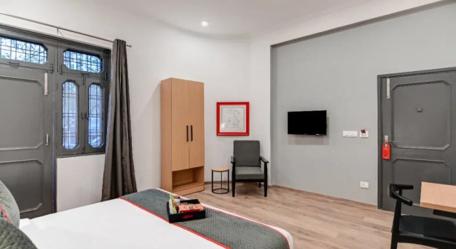 Hotel Indiana By OYO Rooms