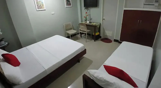 Номер Standard Chateau Cinco Near SM Lanang