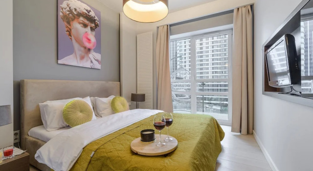 Апартаменты Business Lumina platinium Tower Apartments