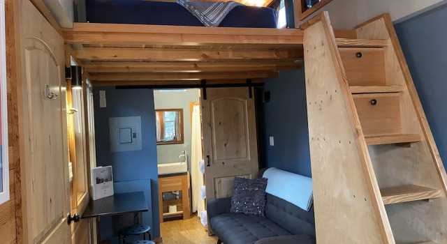 WeeCasa Tiny Home Resort, Забронировать Курортный отель Лайонс Rocky Mountain National Park