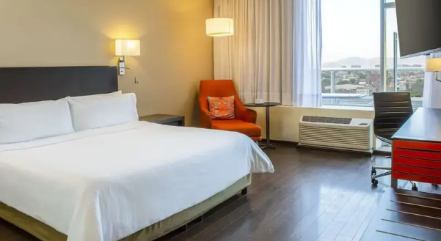 Двухместный номер Standard с красивым видом из окна Fiesta Inn Centro Historico