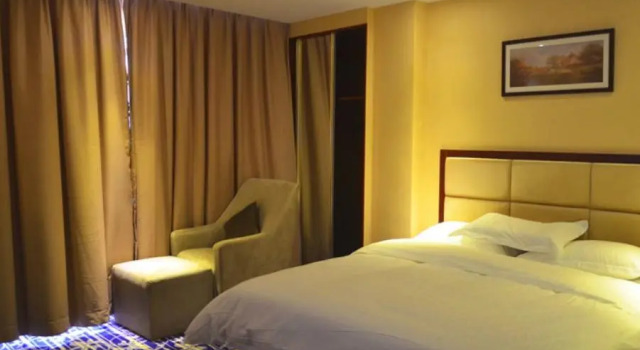 Shenzhen Octagon Inn-Shajing Jingjibaina, Rezervasyon Otel Guangdong otoparklı oteller, Otopark