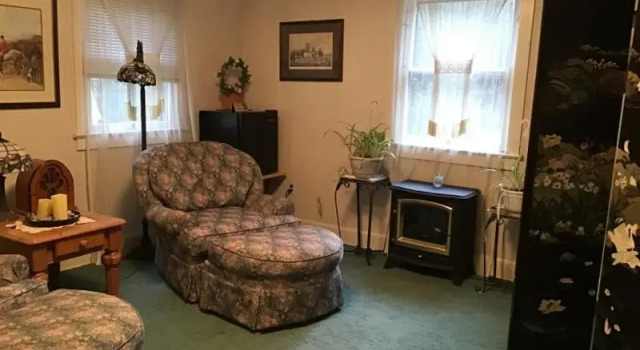 Люкс Deluxe Brookview Manor Inn