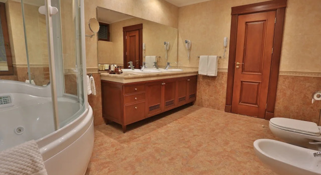 Люкс Luxury Marina Residence Boutique hotel
