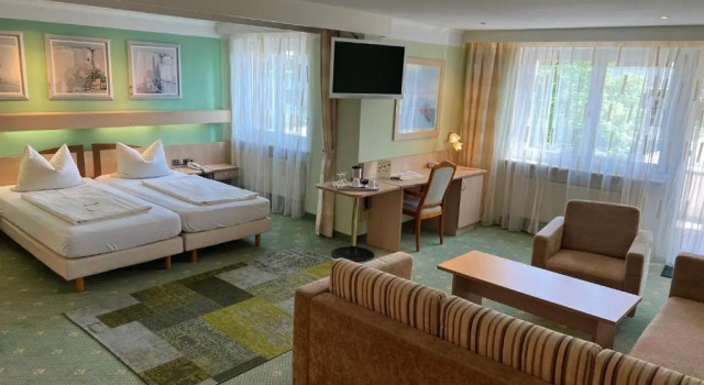 Полулюкс Parkhotel Crombach am Salingarten