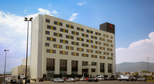 Fiesta Inn Pachuca Gran Patio, Rezervovat Hotel 3hvězdičkové hotely v Hidalgo, 3*