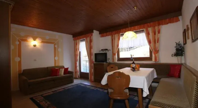 Haus ttl, Rezervovat Hotel Hotely v Tyrolsko s parkováním, Parkování