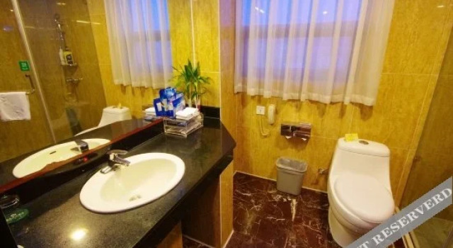 Kaiyuan Hotel, Rezerwuj Hotel Hotele 3-gwiazdkowe w Mianyang, 3*