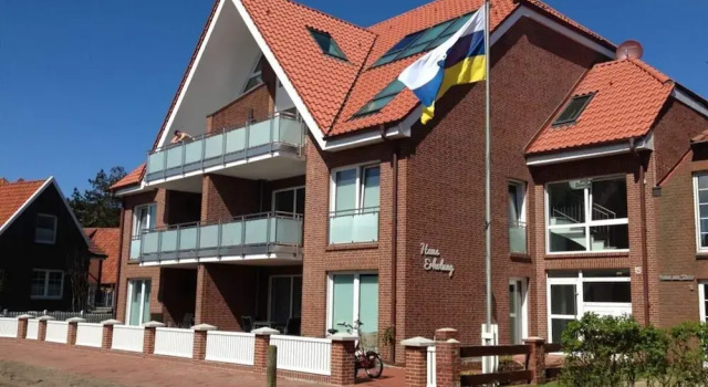 Lutje Sandbank Modern Retreat, Забронировать Отель Отели Йюст с парковкой, рядом с Порт на острове Йюст, Парковка