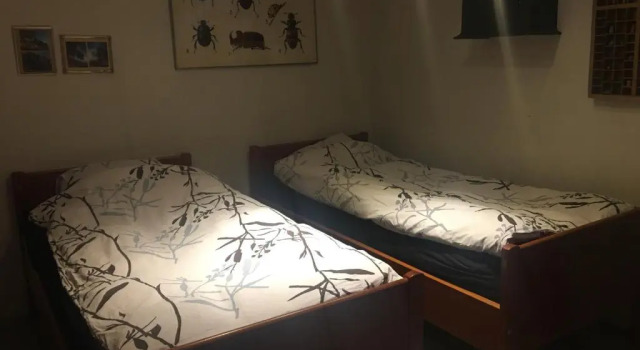 Æbelø-guidens B&B, Book Bed and Breakfast Hotels in Funen with Parking, Parking