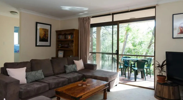 Bright 3 Bedroom Apartment in Leafy Artarmon