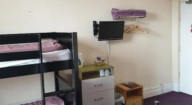Foxhall Village Guest House, Забронировать Гостевой дом Гостевые дома Блэкпул, рядом с Рынок на улице Абингдон, Гостевой дом
