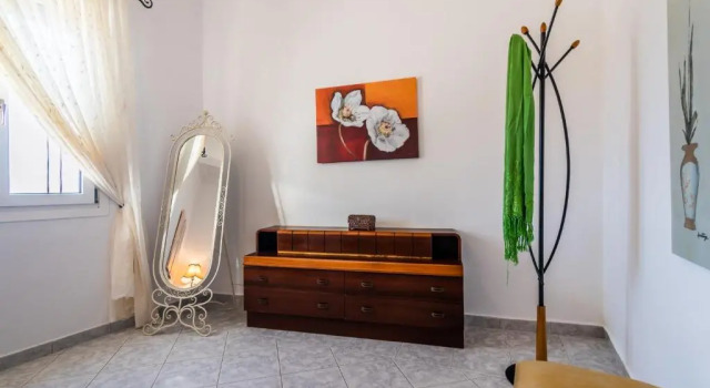 Melisses Sea View House & Studio, Prenota Hotel Hotel a Milo con parcheggio, Parcheggio