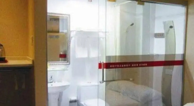 Stars 99 Motel Songjiang University Branch, Book Motel Hotels in Shanghai Area with Parking, Parking