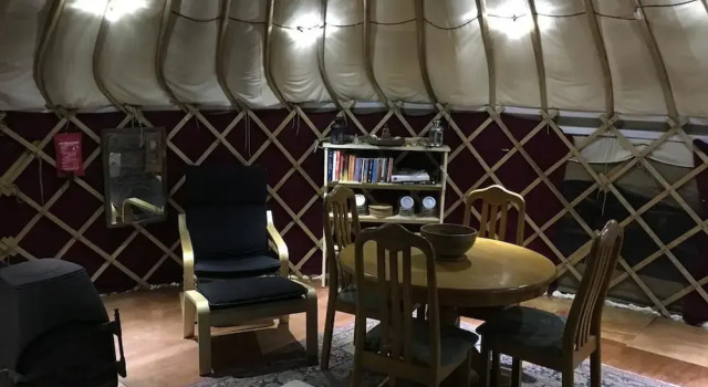 Yurt Luxury & Bathouse, Boek Camping Campings & glamping in Merseyside, Camping