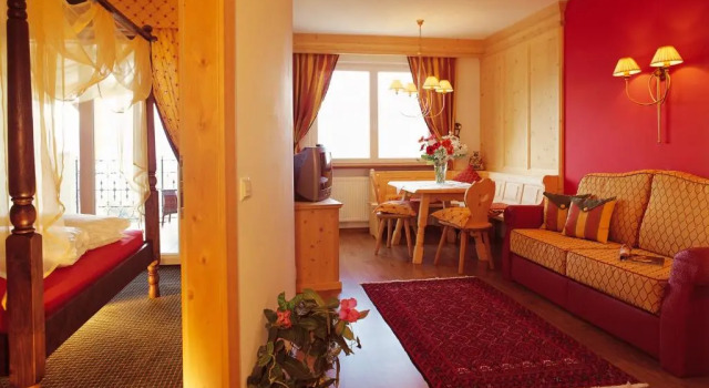 Люкс с 2 комнатами Hotel Finkennest - Panoramic Garden Resort