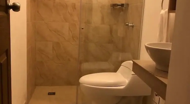 hotel lamaca, Забронировать Отель Отели в центре Буга, в центре, Парковка, Завтраки