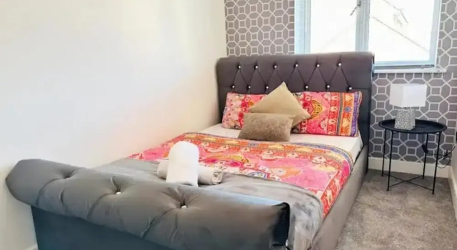 Maize Walk Retreat - Ashford Beauty, Prenota Casa vacanze Hotel a Kent con parcheggio, Parcheggio