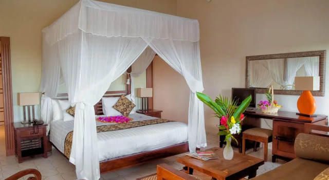 La Plantation Resort Golf  Spa, Rezerwuj Ośrodek wypoczynkowy Hotele w Grande-Terre z basenem, Basen