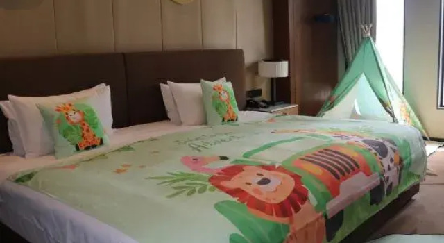 Семейный номер Standard Wyndham Grand Plaza Royale Kaidi