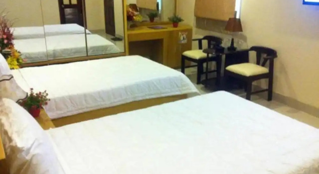 Трёхместный номер Deluxe Le Gia Hotel
