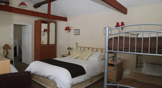 Люкс Ladywood House Bed and Breakfast