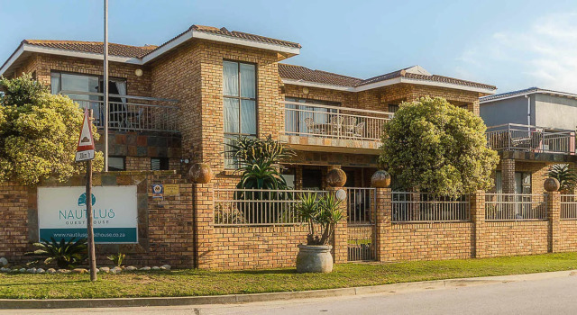 Nautilus Guesthouse