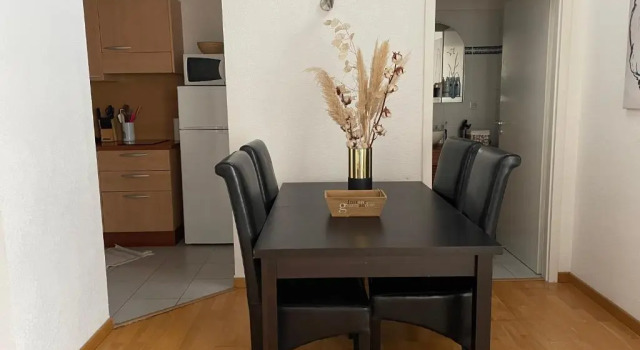 Appartement de charme dans résidence avec piscine