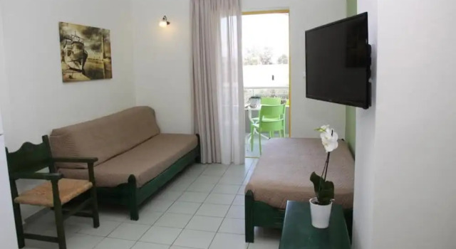 Апартаменты c 1 комнатой с балконом и с красивым видом из окна Apollon Hotel Apartments