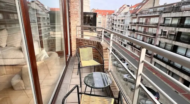 Апартаменты Huswell - Cozy Apartment Near the Beach Shops With Terrace