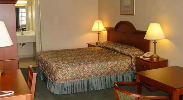 Country Inn, Book Hotel Banning Californien