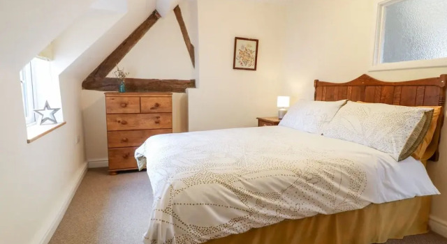 Tolldish Cottage, Buchen Sie Ferienhaus Stafford Staffordshire