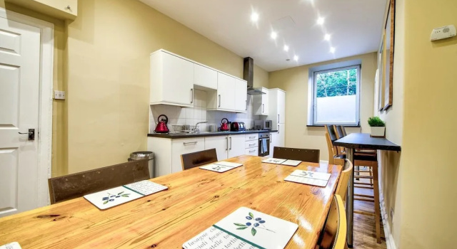 The Fav Flat - Heart of the City Apartment, Забронировать Апартаменты/квартира Апартаменты Эдинбурга, рядом с City Observatory, Апартаменты/квартира