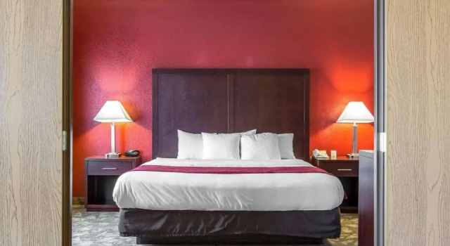 Люкс Superior Comfort Suites Palm Desert I-10