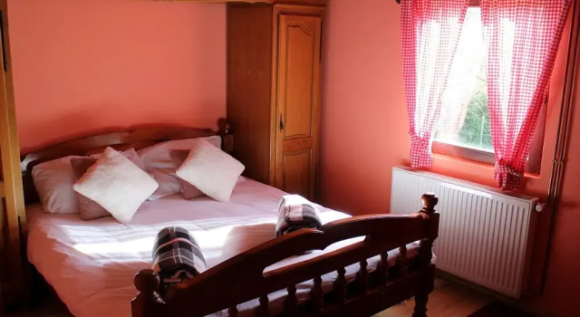 Коттедж Holiday Home Šegota
