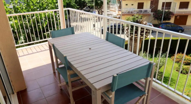 Апартаменты Mont-Roig Apartment