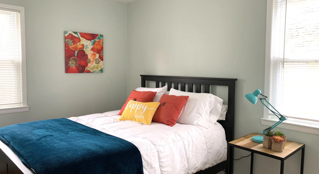 Colorful and Stylish Retreat - 5 Min To GM, Varaa Hotelli  
