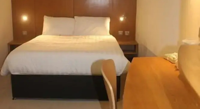 Corona Hotel Sheffield Meadowhall