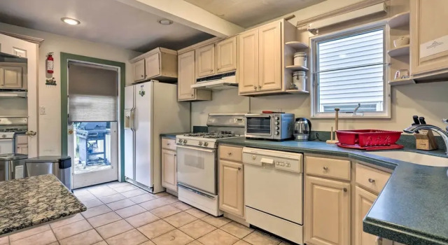 Коттедж с 2 комнатами Lovely Home Near FDU & Holy Name Hospital!