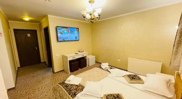 Pension Ianis, Rezerwuj Hotel Hotele w Carpathians - Romania z parkingiem, Parking