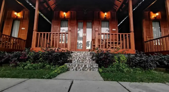 Deluxe Double room Kamasan Cottage By Reccoma