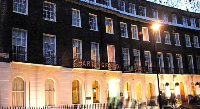 Номер Standard Harlingford Hotel