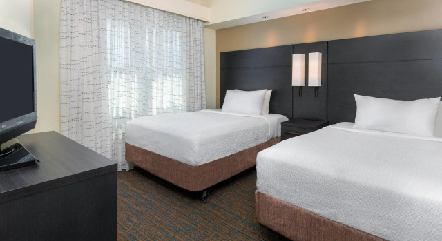 Четырёхместный люкс с 2 комнатами Residence Inn by Marriott Port St. Lucie