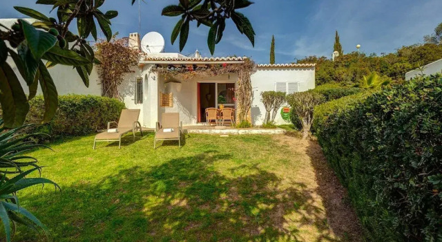 C28 Q P Amazing House Nested in the Heart of Ca